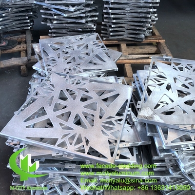Façade en aluminium architectural avec écran de tôle métallique découpé au laser