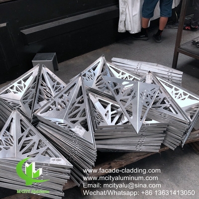 revêtement de façade en feuille d'aluminium métallique pour revêtement extérieur de façade