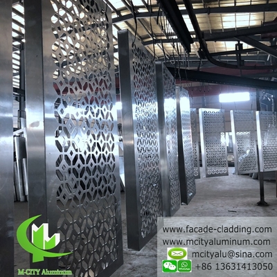 Panneau perforé CNC en aluminium fluorocarbone, panneau perforé en aluminium, panneau mur de rideau en aluminium pour revêtement de façade