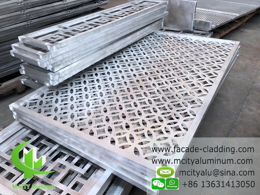 Panneaux en aluminium perforé en tôle solide