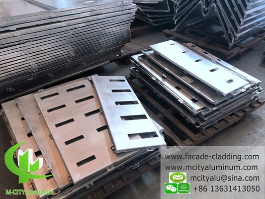 Panneau massif de façade en aluminium pour mur rideau en poudre revêtu de couleur grise épaisseur 3 mm