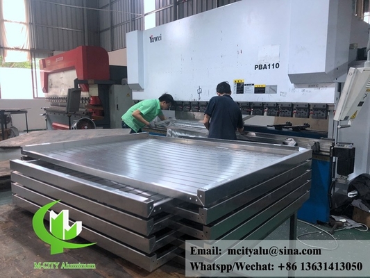 Fournisseur de panneaux en aluminium massif pour façades architecturales