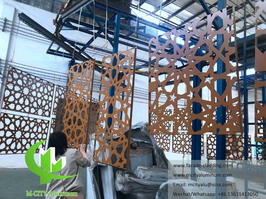 Panneaux muraux métalliques en feuille de coupe laser Façades en aluminium pour la mosquée Mashrabiya