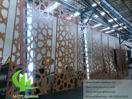 Panneaux de façade métalliques perforants Écran en aluminium Aluminium solide en poudre d'épaisseur de 3 mm enduit pour revêtement de murs de bâtiment