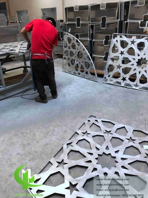 Panneaux d'aluminium massif pour perforation de tôles