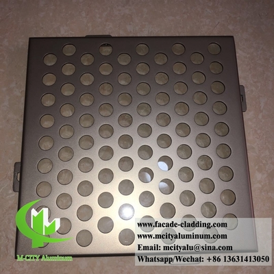 Panneaux perforés de façade en aluminium pour revêtement de plafond