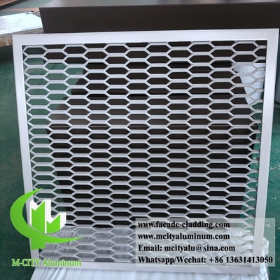 Panneau d'écran architectural en aluminium à maille étendue pour façade extérieure
