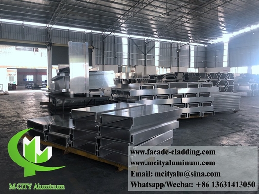 Panneaux d'aluminium massif pour perforation de tôles