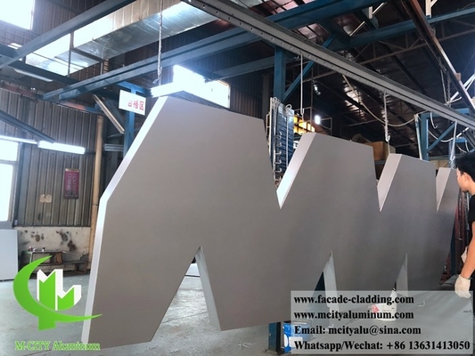 Panneaux métalliques 3D en feuille d'aluminium pour revêtement de murs