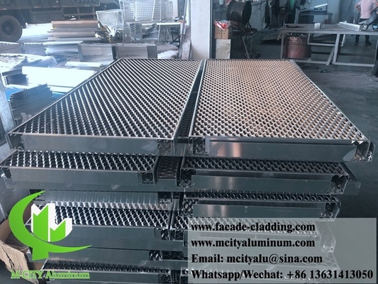 Panneau d'écran architectural en aluminium métallique à maille étendue pour façade extérieure