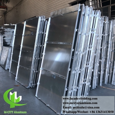 Chine 3003 panneau d'aluminium métallique de 3 mm revêtu en poudre de panneau d'aluminium massif mur rideau pour revêtement de façade