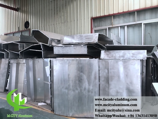 Fournisseur de revêtements métalliques en tôle d'aluminium pour façade en aluminium pour panneau en aluminium massif