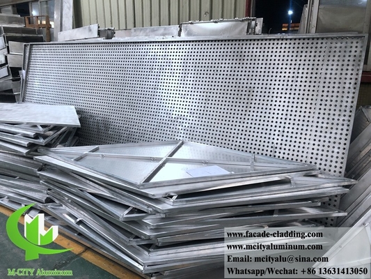 Panneaux métalliques CNC, panneaux fluorocarbonés perforés en aluminium, murs de rideau pour revêtement de façade
