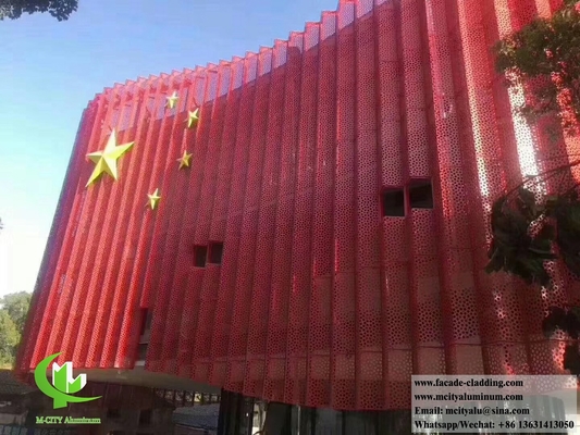 Panneaux métalliques CNC, panneaux fluorocarbonés perforés en aluminium, murs de rideau pour revêtement de façade