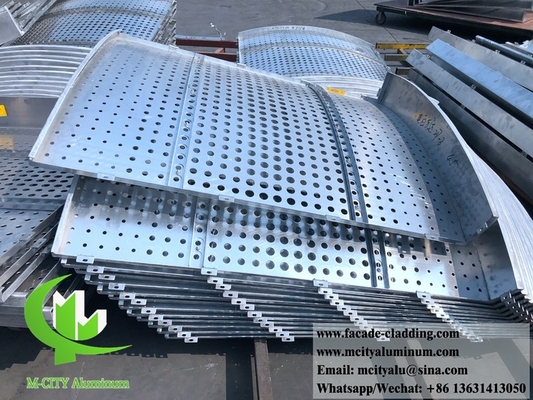 Façades en aluminium pour revêtements muraux extérieurs