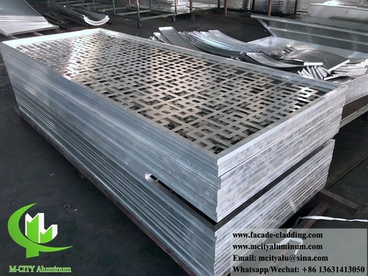 Fournitures de façade en aluminium en Chine