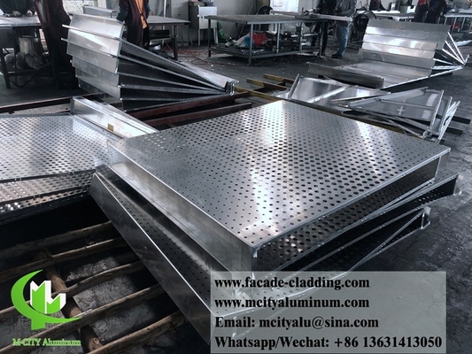 Fournitures de façade en aluminium en Chine
