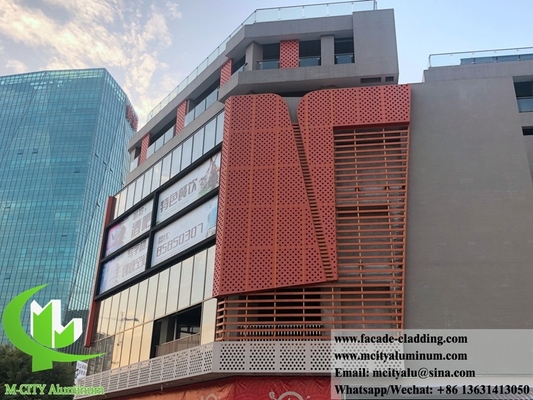 Chine Panneaux de revêtement métalliques perforés façades métalliques feuille d'aluminium de 3 mm