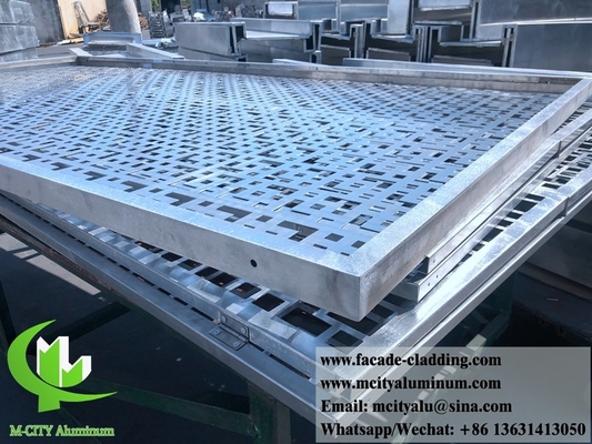 Panneaux de revêtement métalliques perforés façades métalliques en tôle d'aluminium de 3 mm