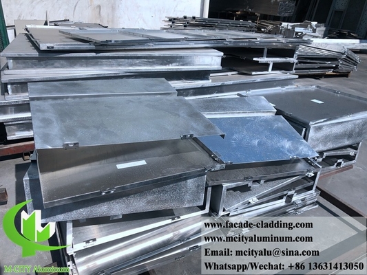 Panneaux de revêtement métalliques perforés façades métalliques en tôle d'aluminium de 3 mm