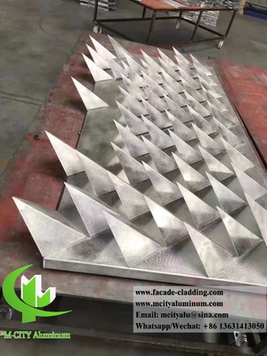 Panneaux d'aluminium pliés en 3D pour façade de bâtiment