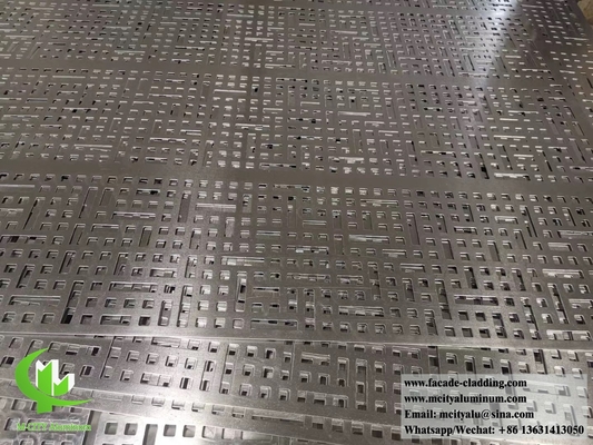 revêtement métallique perforé en feuille d'aluminium, revêtement creux à découpe laser pour façades de bâtiments