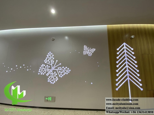 Panneau en aluminium massif de couleur blanche enduit en poudre d'une épaisseur de 2 mm pour la décoration des murs intérieurs