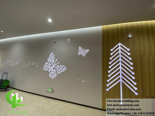 Panneau en aluminium massif de couleur blanche enduit en poudre d'une épaisseur de 2 mm pour la décoration des murs intérieurs