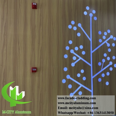 Parement en aluminium massif de couleur grain de bois pour la décoration intérieure de murs en bois