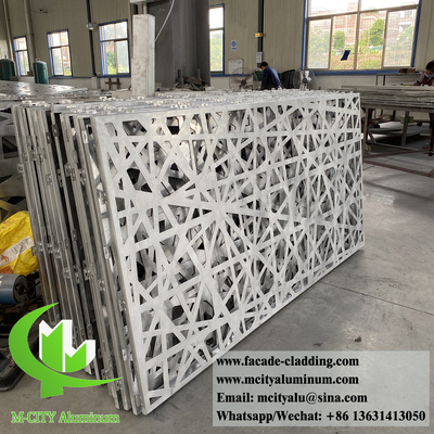 tôle décorative en aluminium à motifs creux pour revêtement de murs de bâtiments