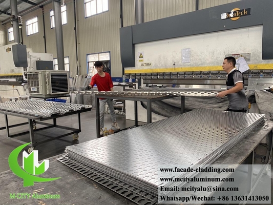 Façades métalliques perforées revêtements muraux en aluminium décoration 3 mm revêtement PPG PVDF