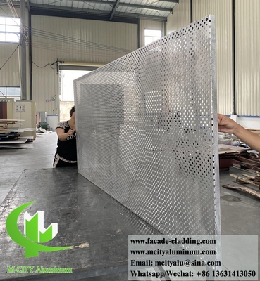 Panneaux de façade métallique à écran d'aluminium décoratif avec conception de découpe laser à motif perforé