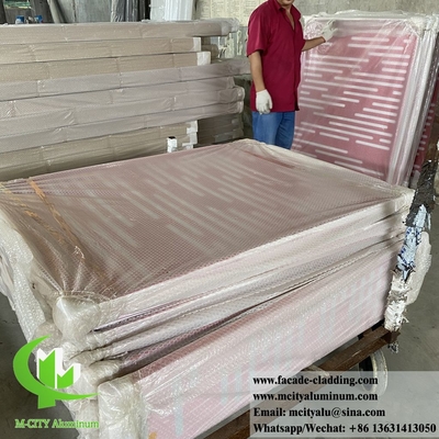 Panneau d'aluminium pour plafond métallique perforé pour la décoration de bâtiments de couleur blanche