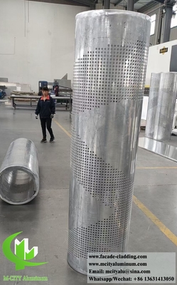 Modèle de perforation de revêtement en aluminium massif pour la décoration de colonnes avec lumière LED