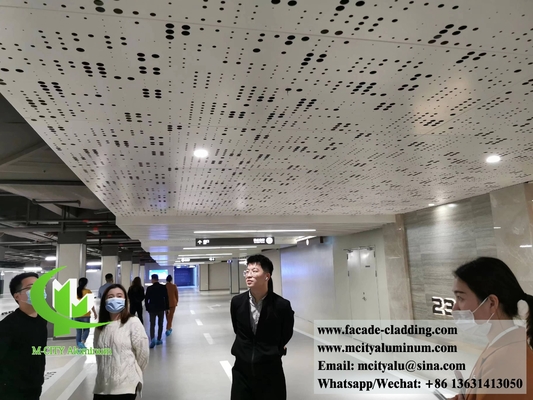 Plafond en aluminium perforé revêtement mural massif en poudre revêtue de couleur blanche