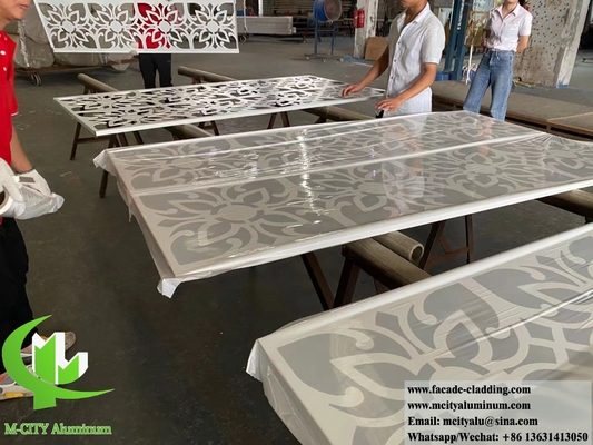 Vêtements de façade en aluminium avec motif creux pour bâtiment