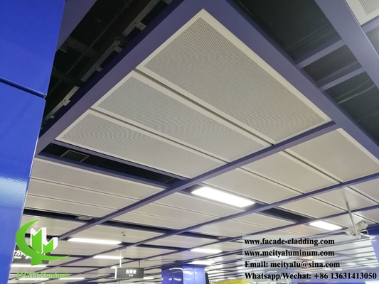 Panneaux d'aluminium à écran métallique perforé CNC pour façade de revêtement murale de bâtiment 3 mm
