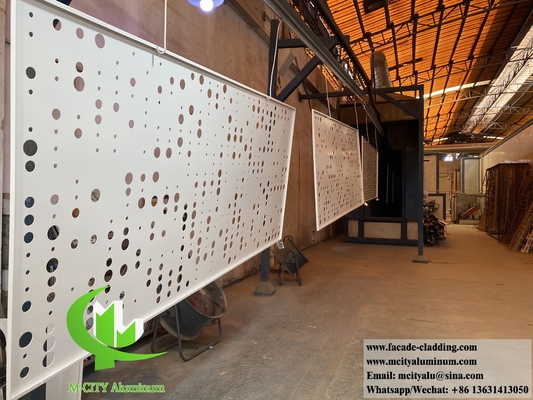 Plaque métallique coupée au laser avec des motifs creux Écran de revêtement en aluminium de 3 mm d'épaisseur