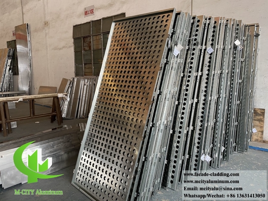 Plaque métallique de revêtement en aluminium perforé pour la décoration de matériaux de construction