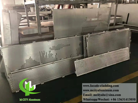 Coupe au laser de matériaux de construction métalliques, panneaux en tôle d'aluminium pour décoration murale