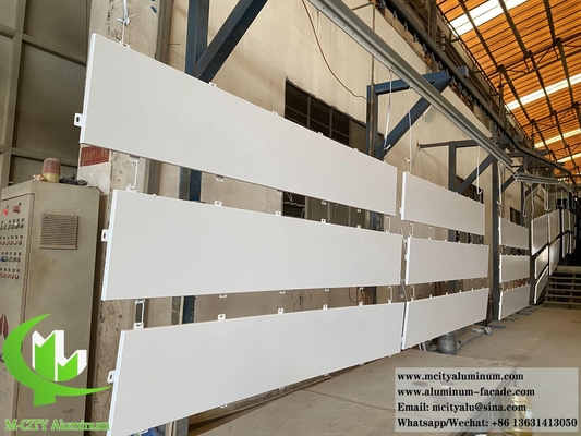 Panneaux muraux métalliques architecturaux en feuille d'aluminium massif Système de façade revêtue de décoration