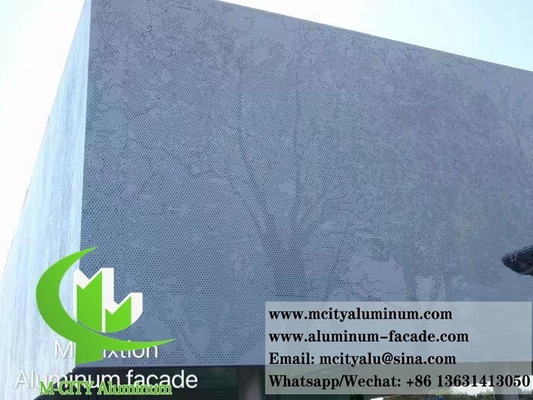 Panneaux d'aluminium perforés de façade de mur métallique extérieur 10 ans de garantie