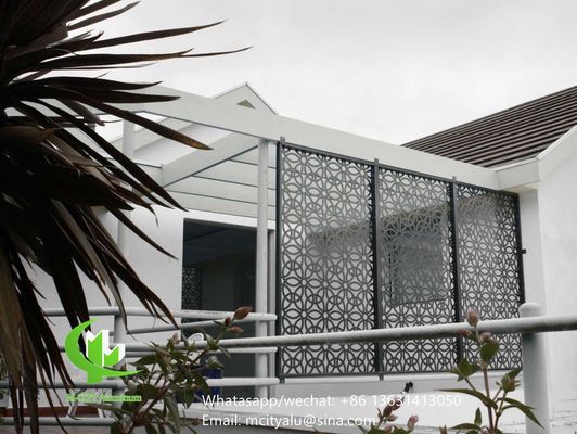 Bon prix Powder Coated Aluminum Perforated Screen avec 3mm Metal Sheet pour une façade de balcon personnalisable en ligne