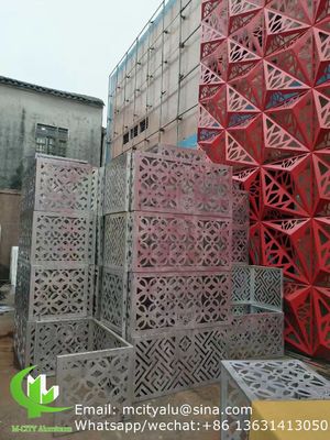 Bon prix Panneau de façade en aluminium thermolaqué de 2,5 mm d'épaisseur avec motifs personnalisés pour la décoration de murs-rideaux en ligne