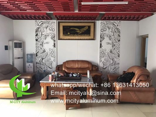 Bon prix Panneau solide perforé en aluminium revêtement de façade en métal panneau d'épaisseur 2,5 mm pour la décoration de façade de mur rideau en ligne