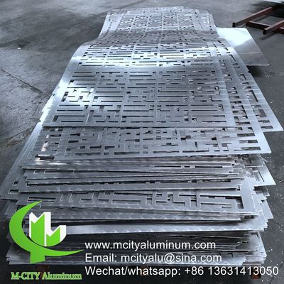 Bon prix Panneau perforé en aluminium de 2 mm avec surface thermolaquée et couleurs RAL personnalisées pour bardage de façade décoratif en ligne