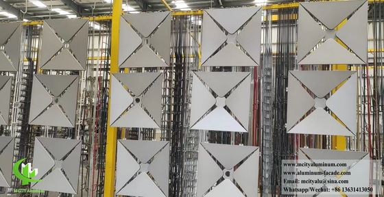 Bon prix Panneau de revêtement en aluminium 3D avec conception de façade personnalisée et perforation de trous ronds en finition en poudre en ligne