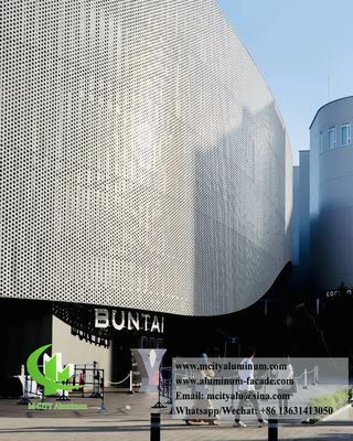 Bon prix Panneau de façade en aluminium perforé revêtu de PVDF avec des motifs de perforation personnalisables et un rapport de surface ouverte de 20% à 60% en ligne