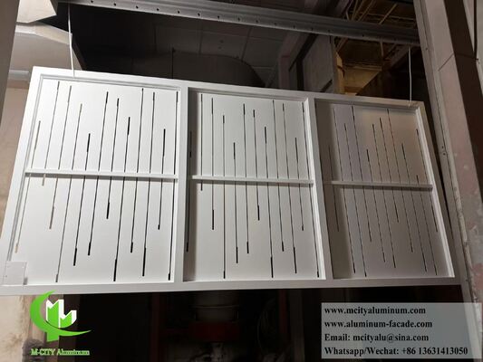 Bon prix Fournisseur de panneaux en treillis d'aluminium, usine de panneaux de clôture en Chine en ligne