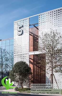 Bon prix 3003 Panneau de façade en aluminium perforé en alliage d'aluminium avec taille personnalisée et finition en poudre en ligne